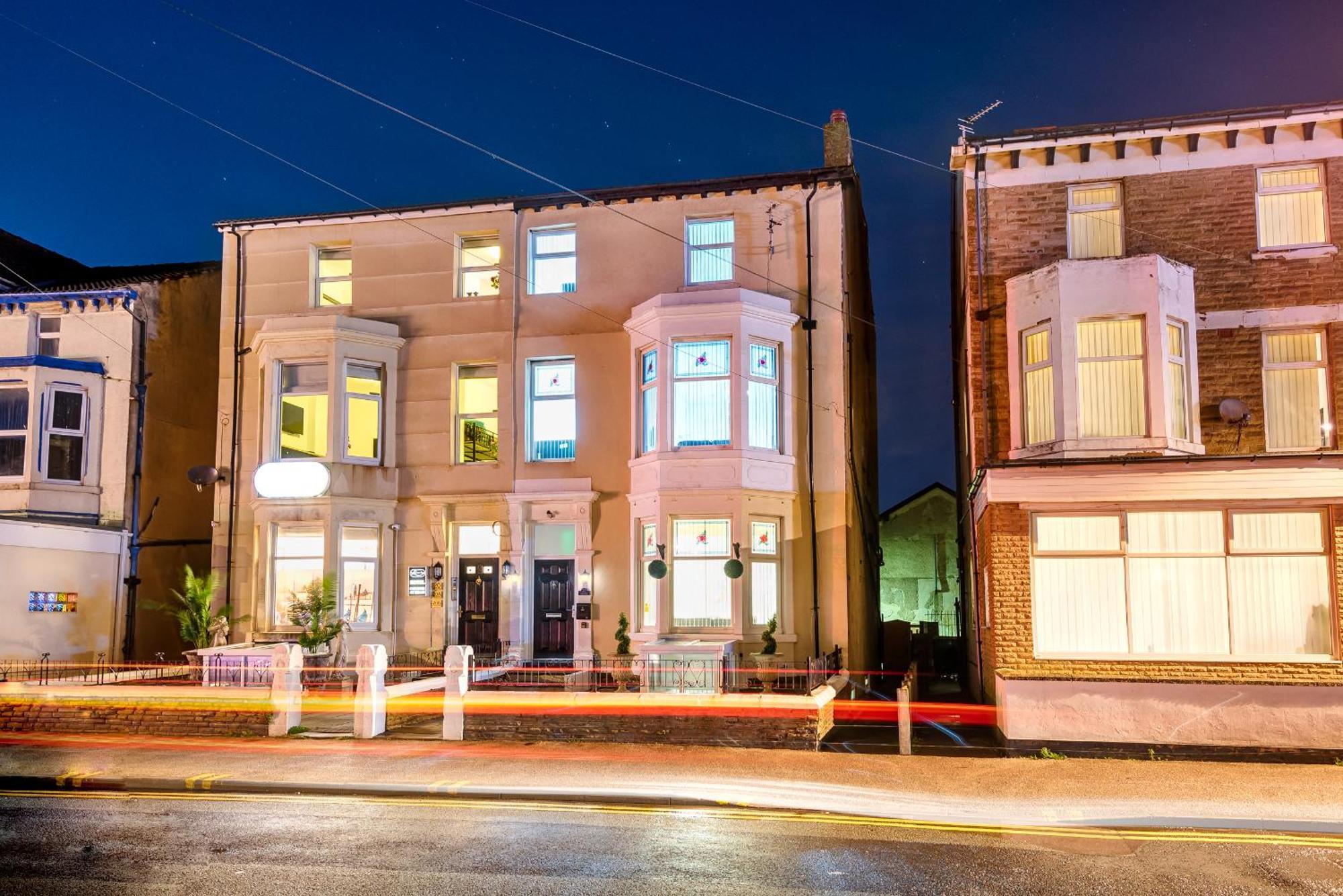 Velvet Coaster Apartments Blackpool Dış mekan fotoğraf